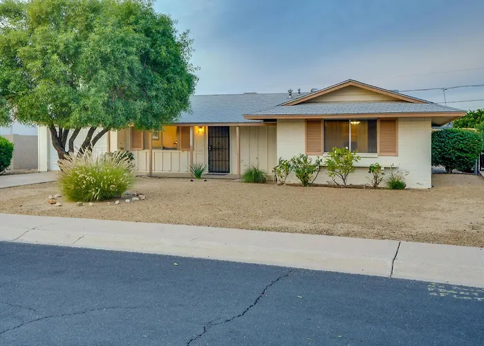 Patio & Yard: Sun City Home Near Casinos
